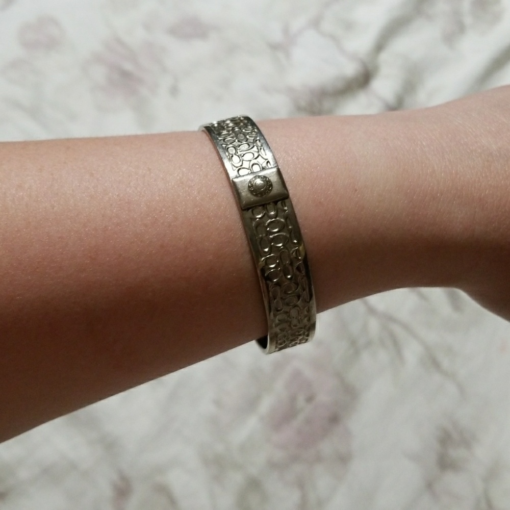 Coach silver bangle - Picture 2 of 3